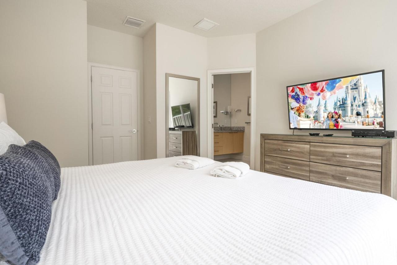 Holiday home 3br Townhouse Near Bbq Grill And Pool
