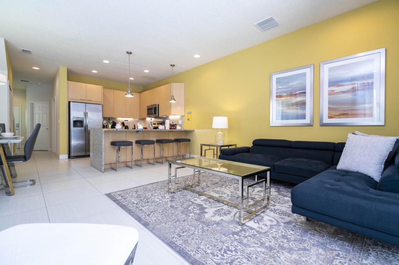 3br Townhouse Near Bbq Grill And Pool Orlando