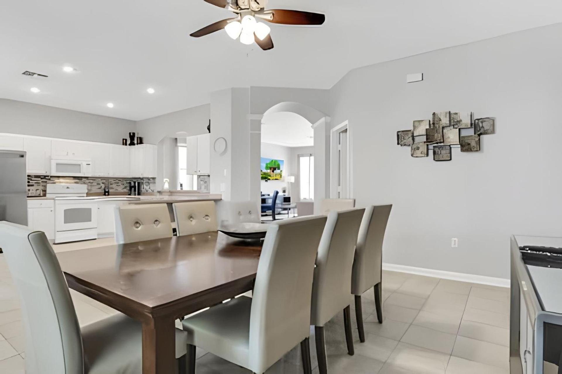 Dnf - 7761 - 6br Cheerful W/ Game & Pool Apartment *