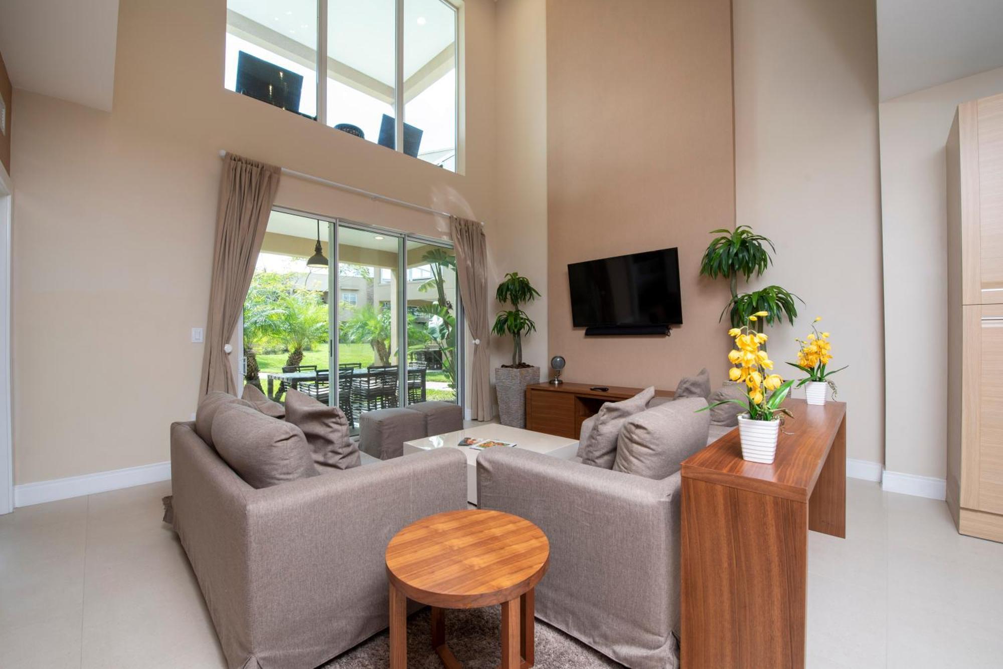 Luxury 4bd With Bbq Minutes From Holiday home *
