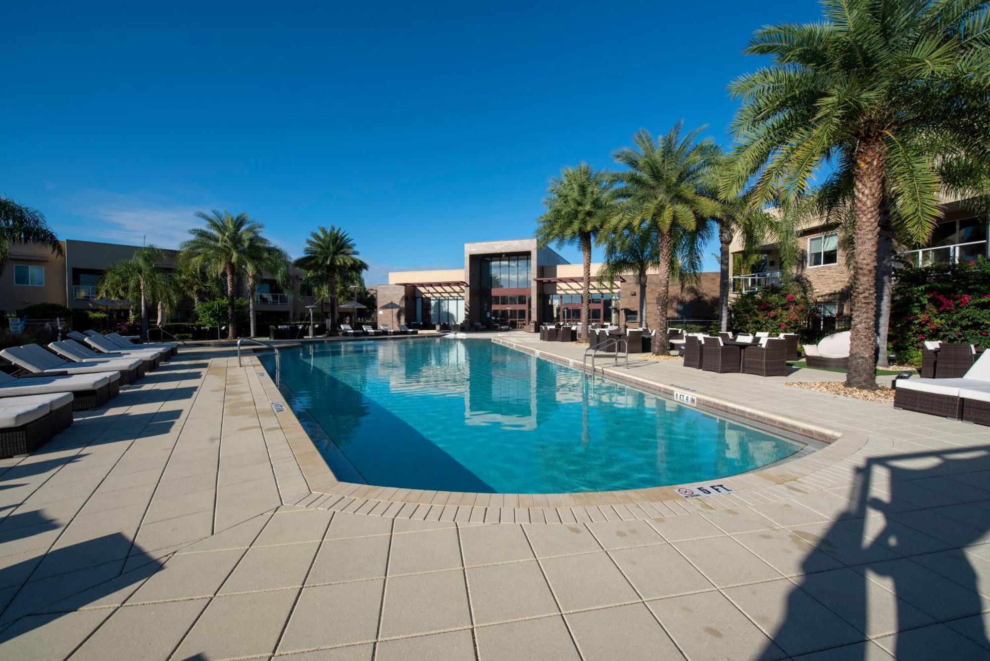 Luxury 4bd With Bbq Minutes From