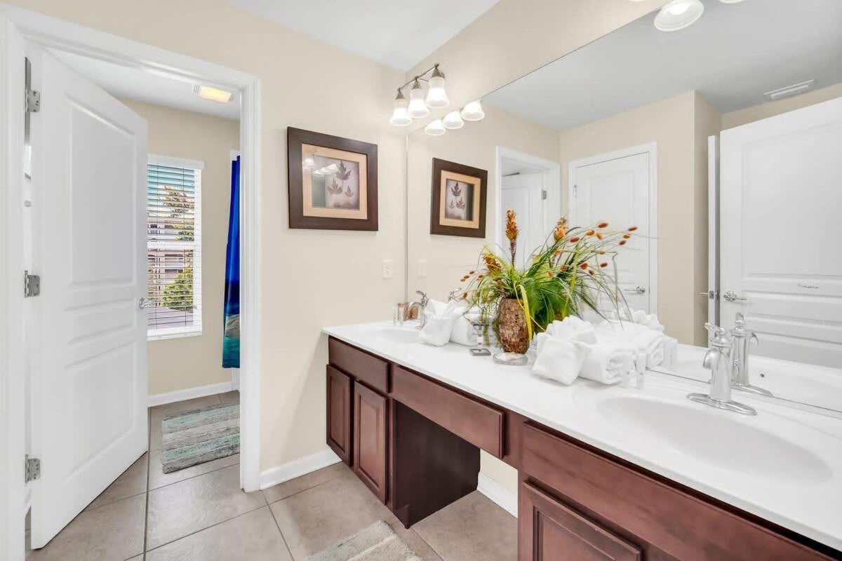 Windsor Hills Dream Private Screened Pool Holiday home *