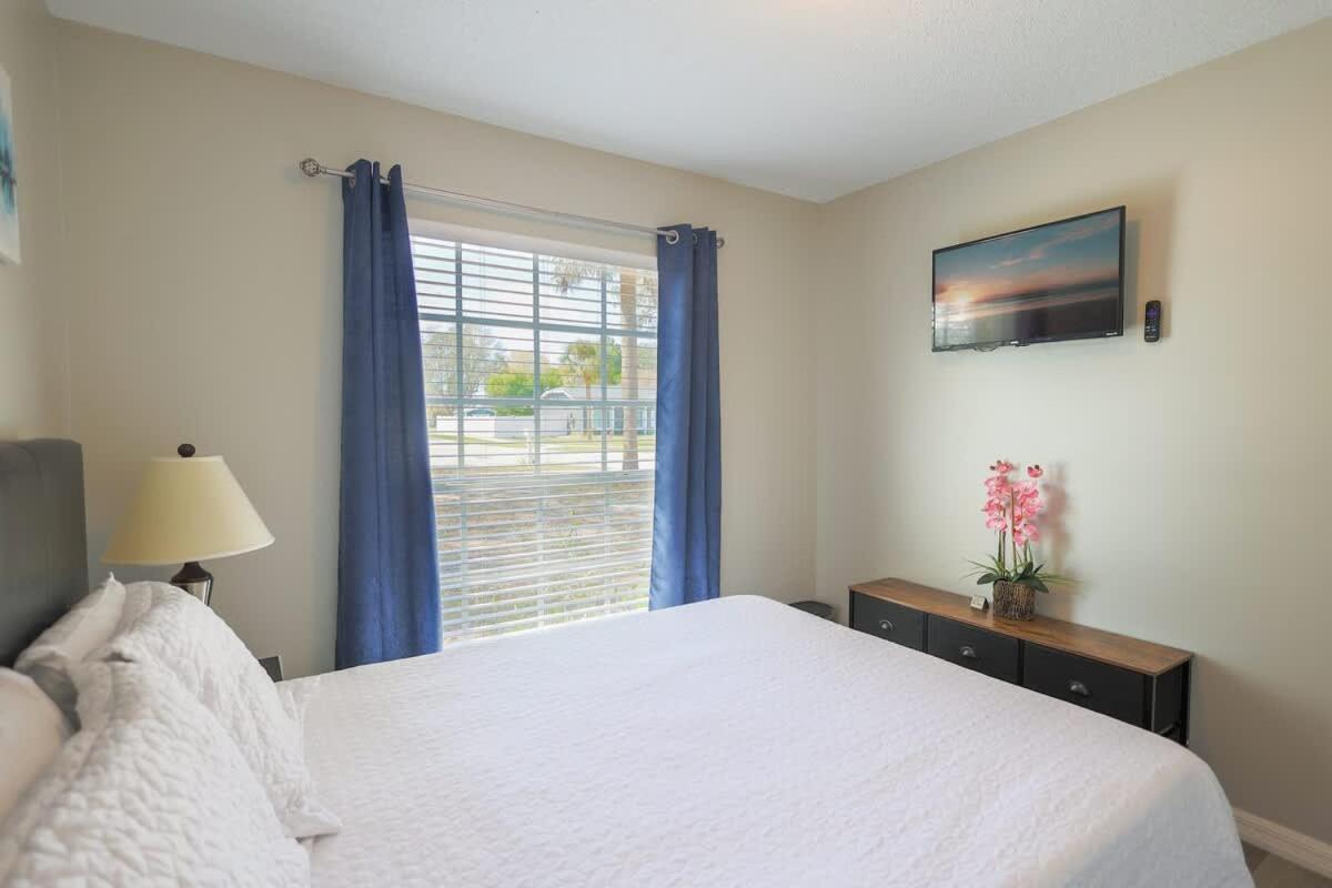 Pet Friendly Paradise With Pool