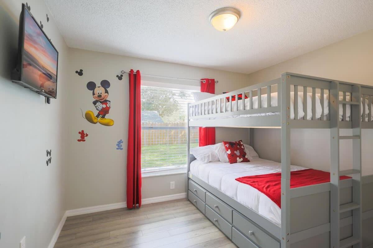 Pet Friendly Paradise With Pool Holiday home Orlando