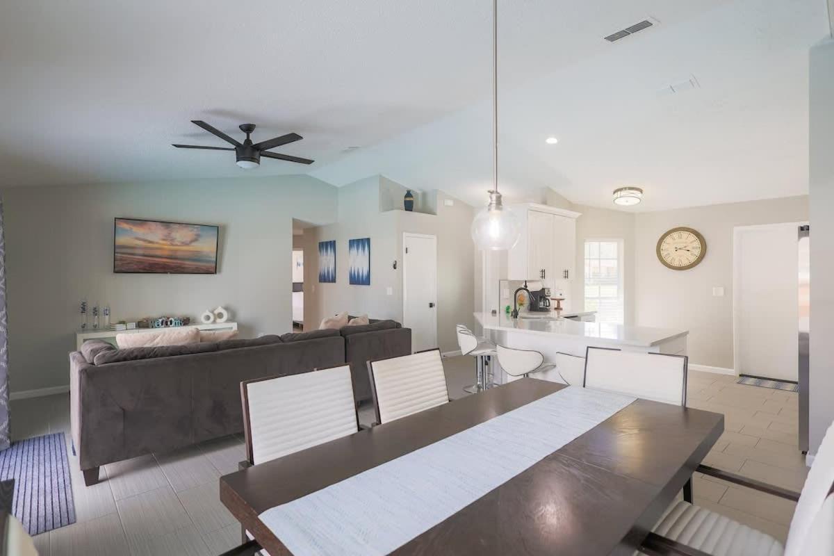 Pet Friendly Paradise With Pool