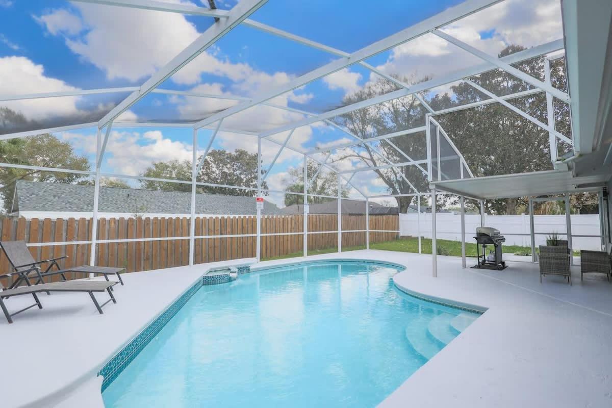 Pet Friendly Paradise With Pool Orlando