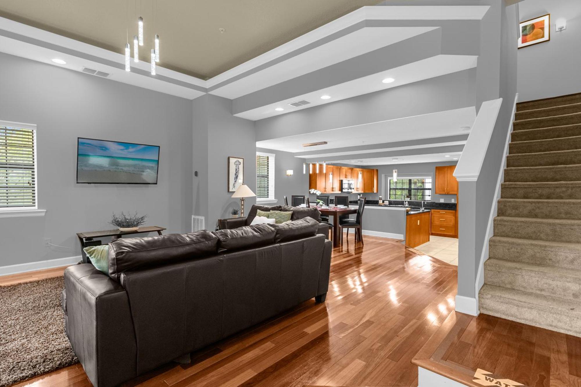 4br Family Townhouse In - With Pool, Gym, Games, & Jacuzzi Holiday home *