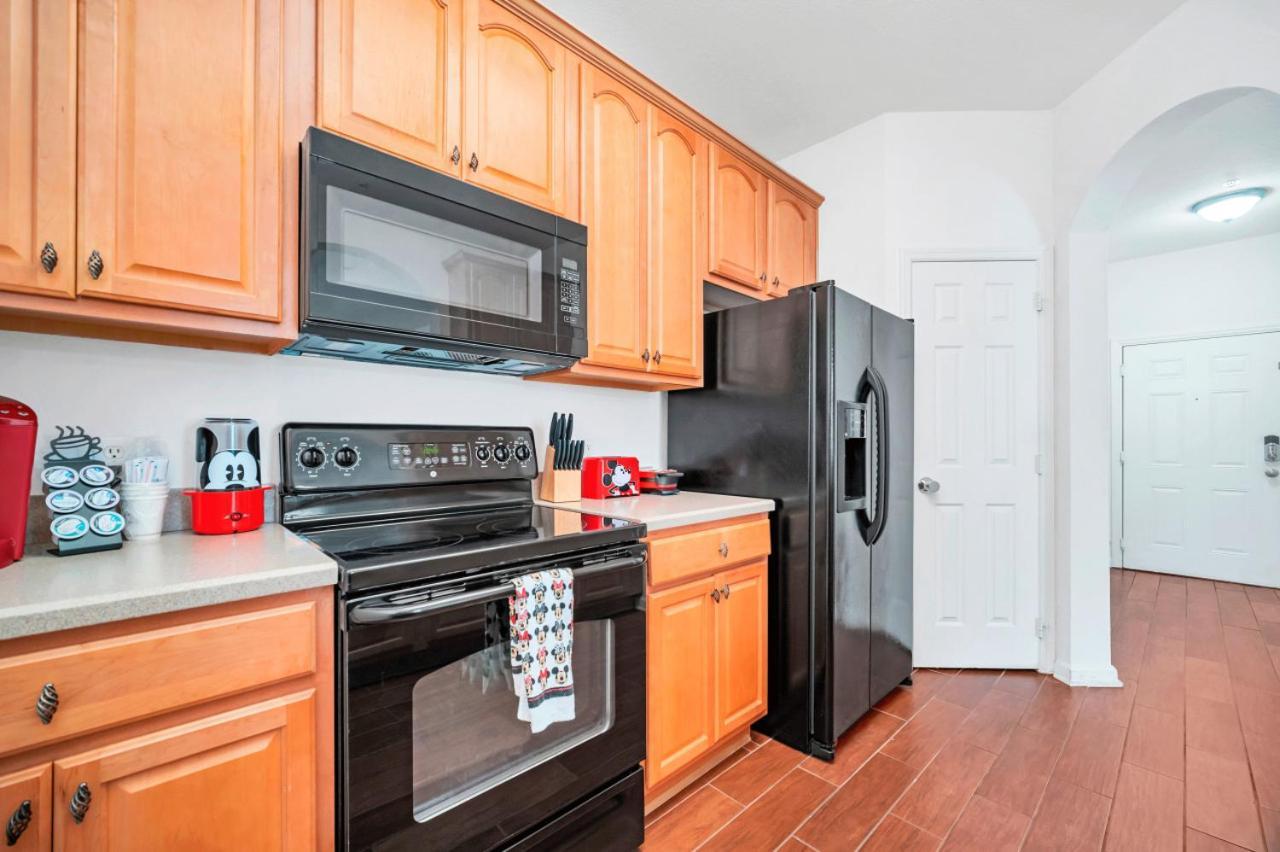 Cozy 3br Near Apartment
