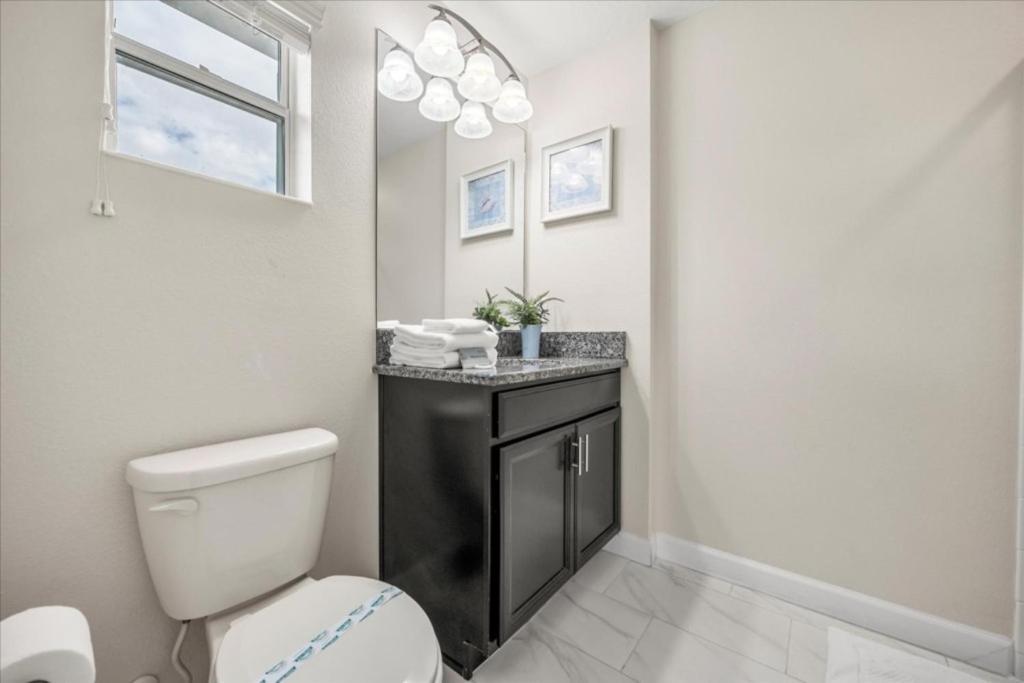 Holiday home 5 Bedrooms - 4 Bathrooms - Storey 3101 Pp Orlando