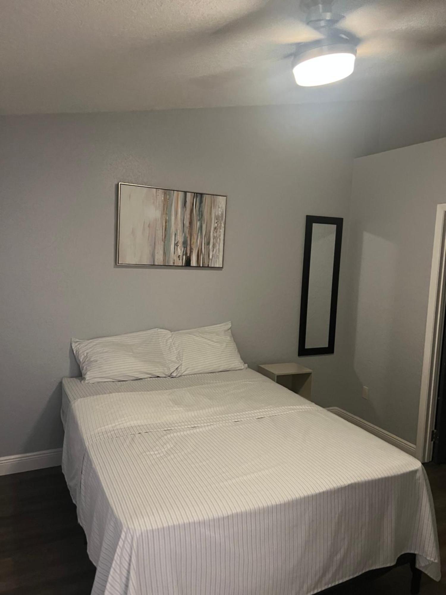Cozy Haven With Premier Privacy 4 Bedroom *