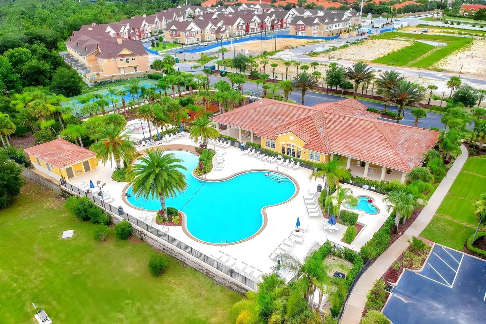 Tropical Bliss Hideaway At Allevo Homes Apartment