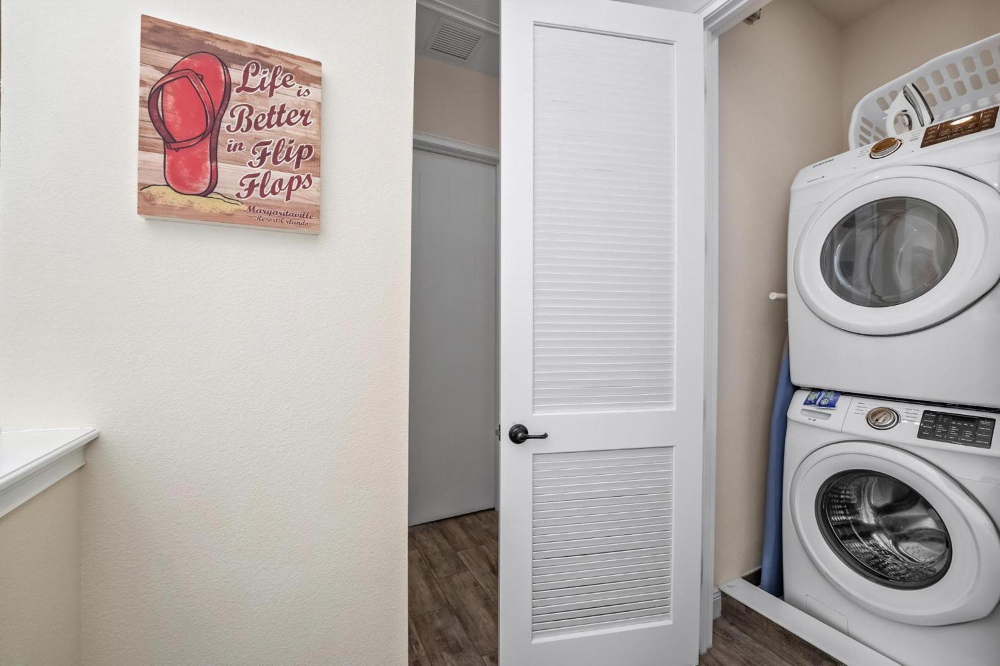 Pineapple Dream With Private Hot Tub Near And Margaritaville Access - 8000sb