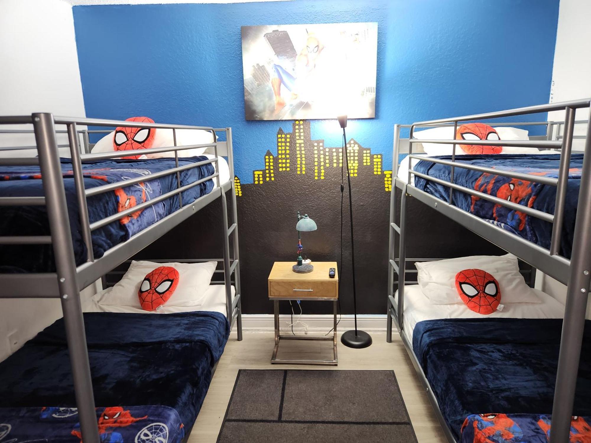 Centauri Vacation Rentals: 2-bedroom Getaway With Free Parking Apartment Orlando