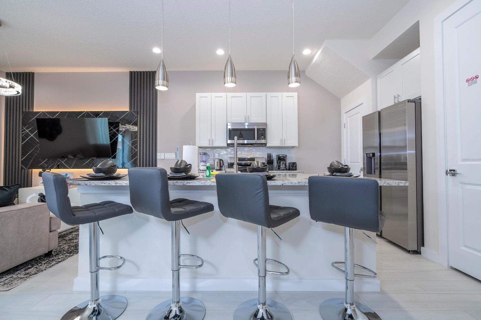 Stylish 2024 Brand New 3br 10 Min From Disney *