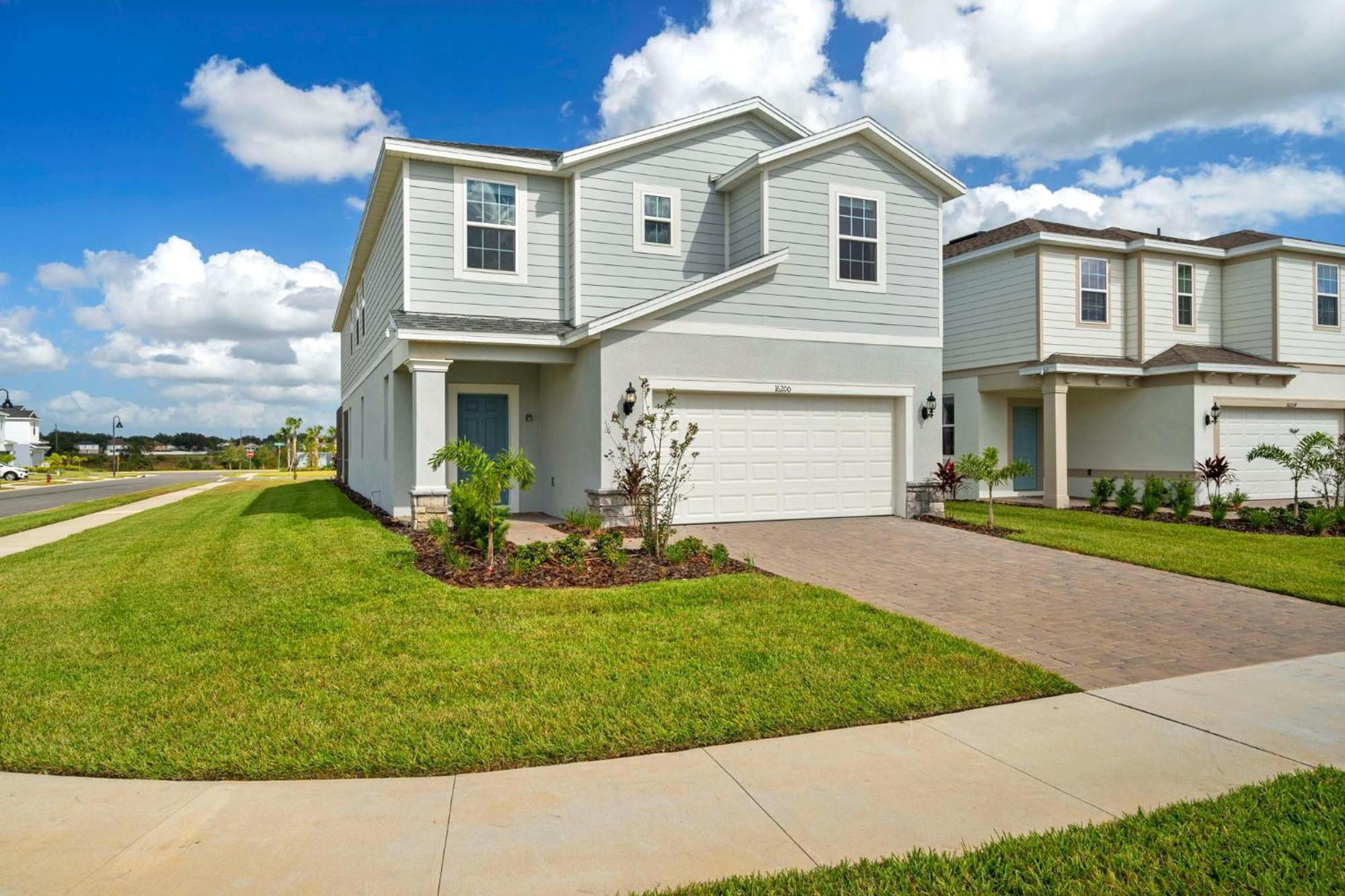 7 Bedrooms- 5,5 Bathrooms- Windsor Cay16200sk Holiday home *