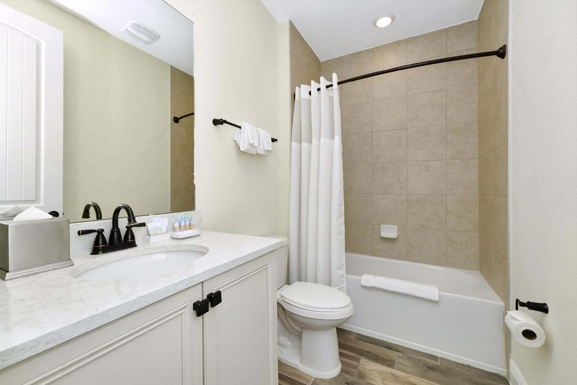 Comfy Near With Margaritaville Access - 8189su Villa *
