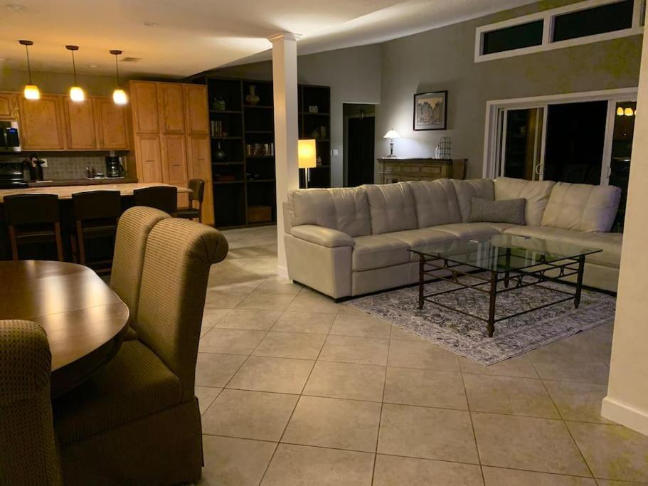Lakefront Where Retreat And Relax Holiday home Orlando