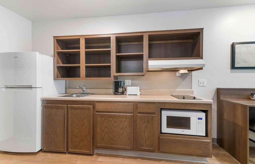 Extended America Select - - Airport Hotel 3*