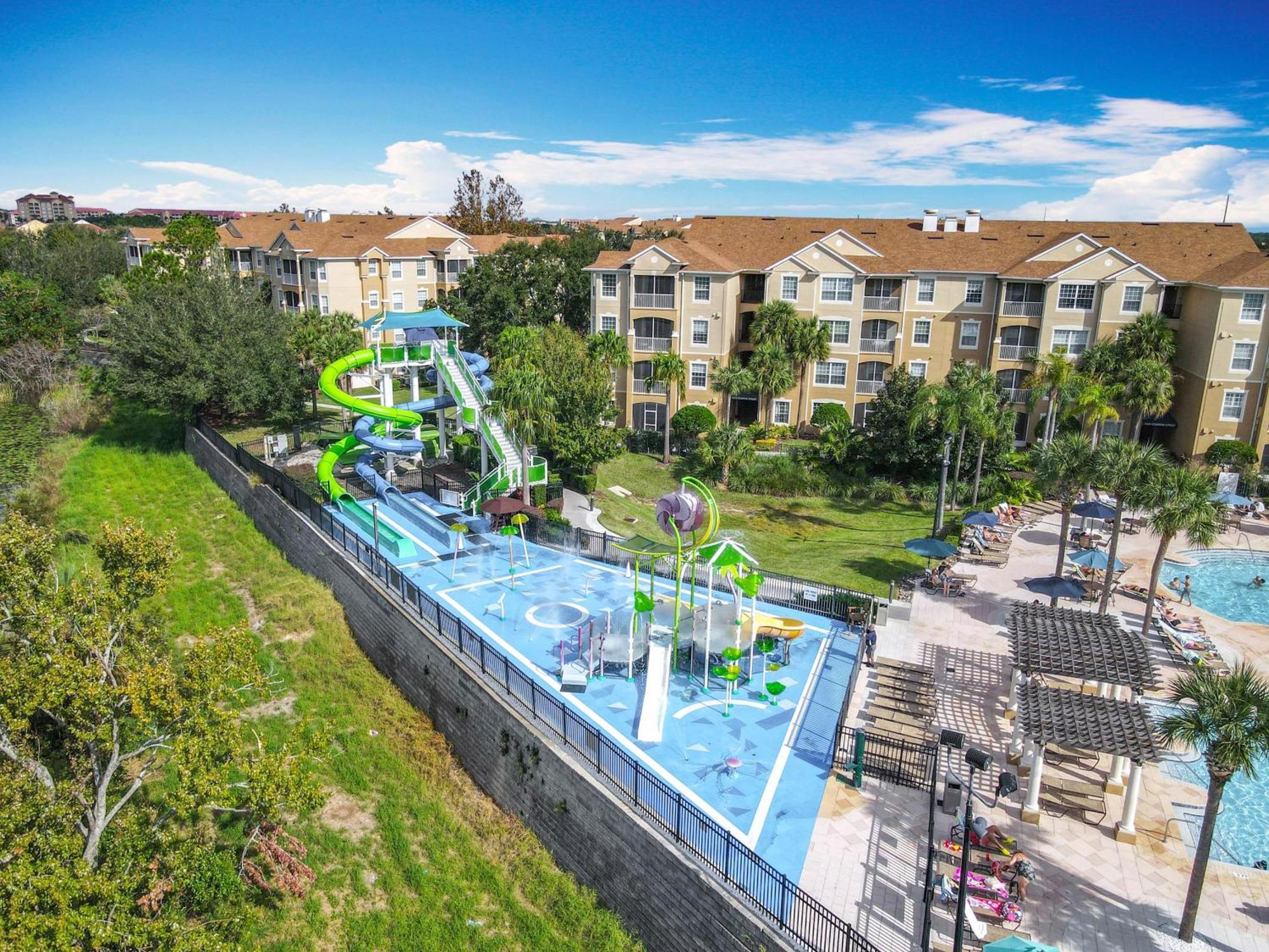 Two Min With Pool Water Park & Water Slide * Orlando