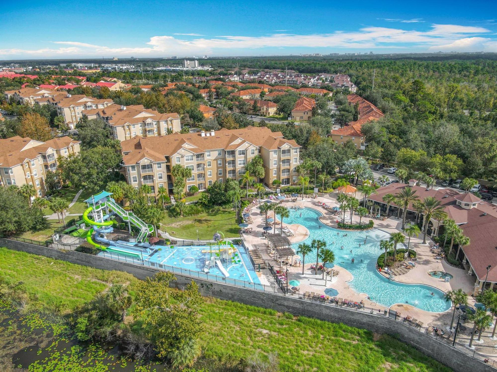 Holiday home Two Min With Pool Water Park & Water Slide