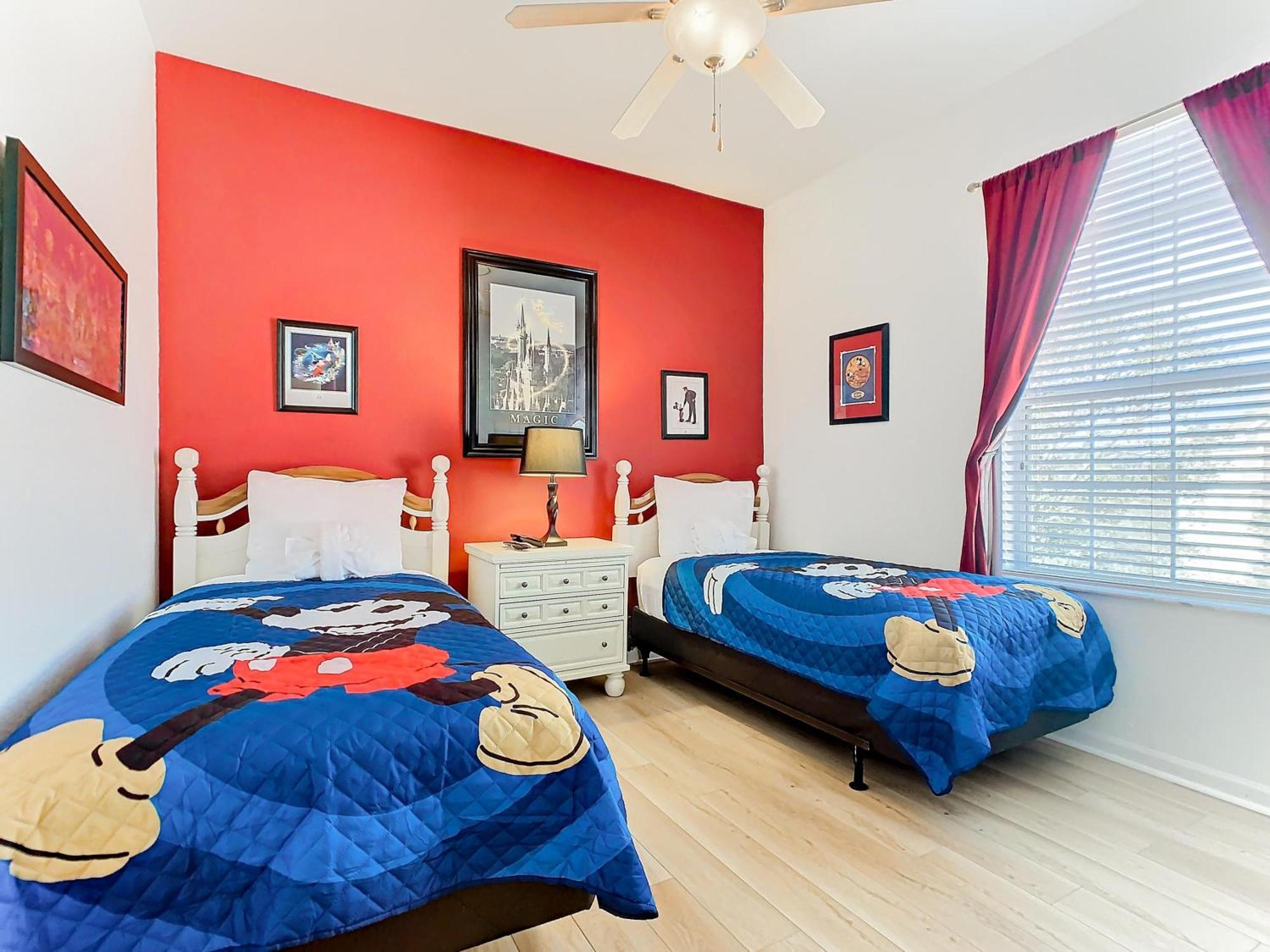 Two Min With Pool Water Park & Water Slide Holiday home *