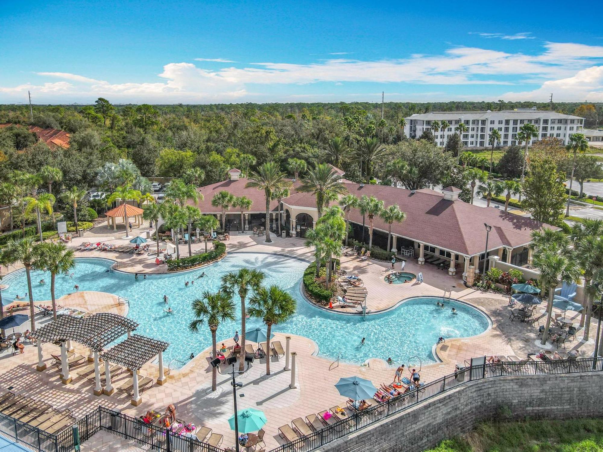 Two Min With Pool Water Park & Water Slide Orlando