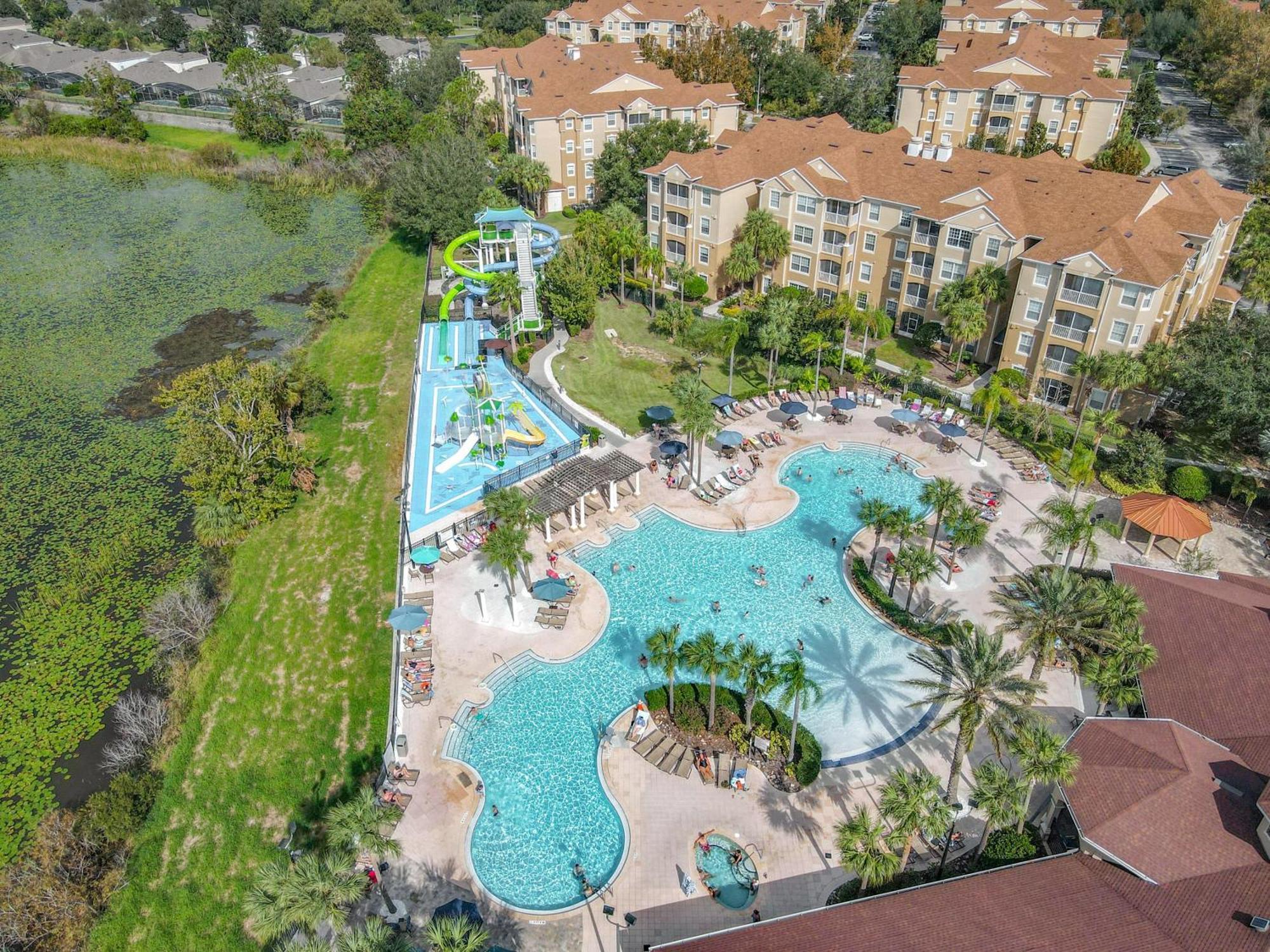 Two Min With Pool Water Park & Water Slide Holiday home