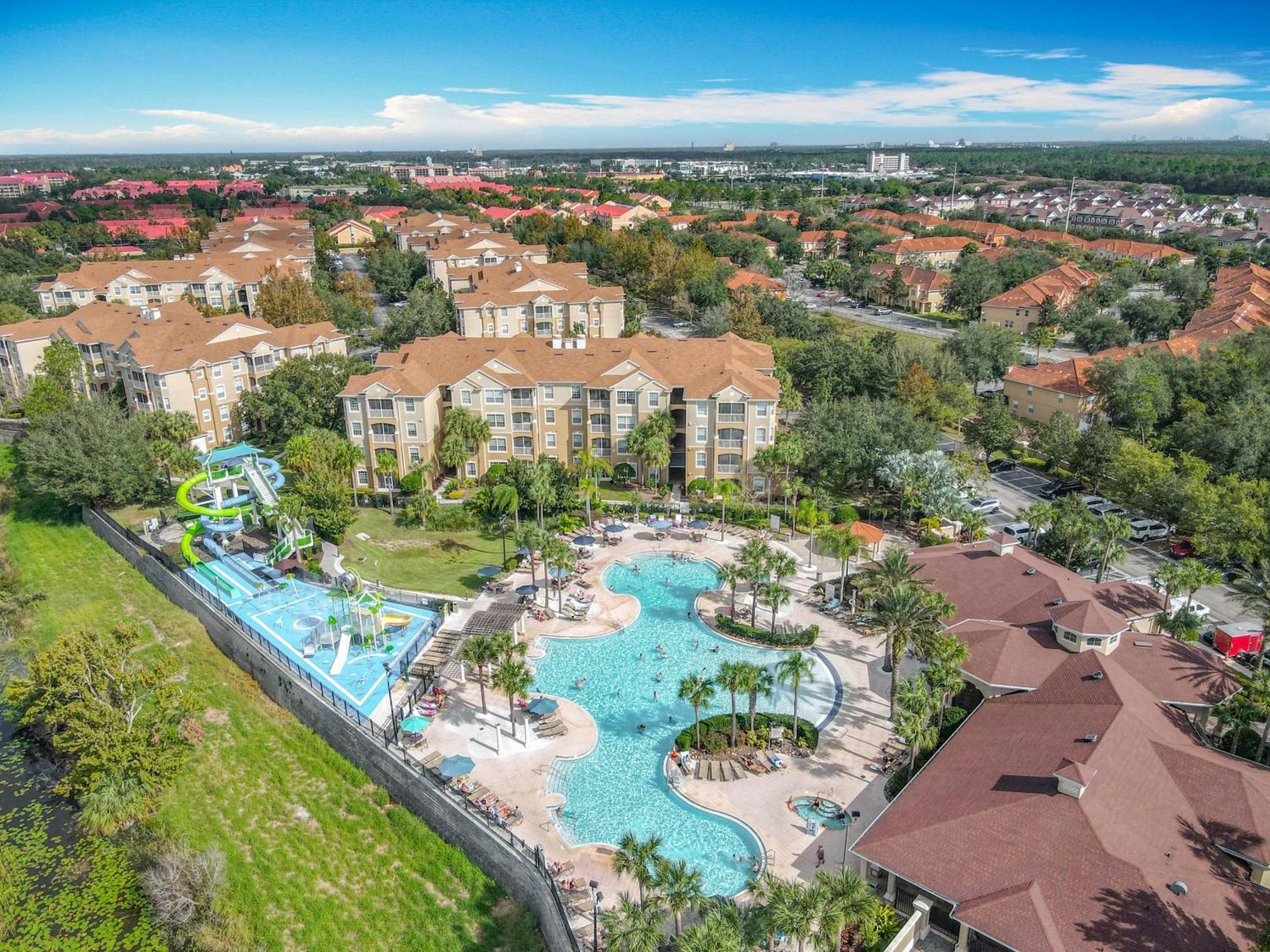 Two Min With Pool Water Park & Water Slide *