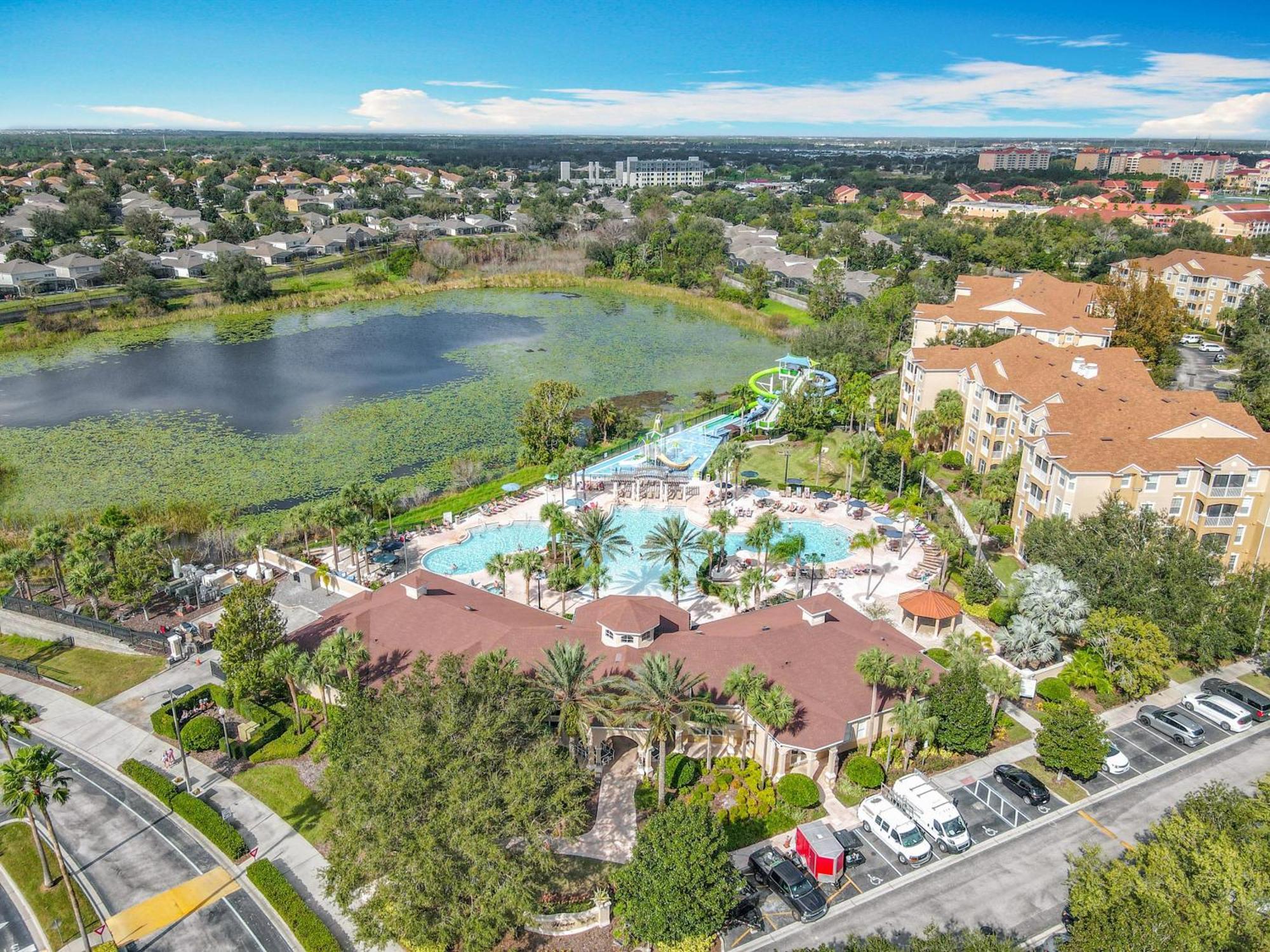Two Min With Pool Water Park & Water Slide Orlando