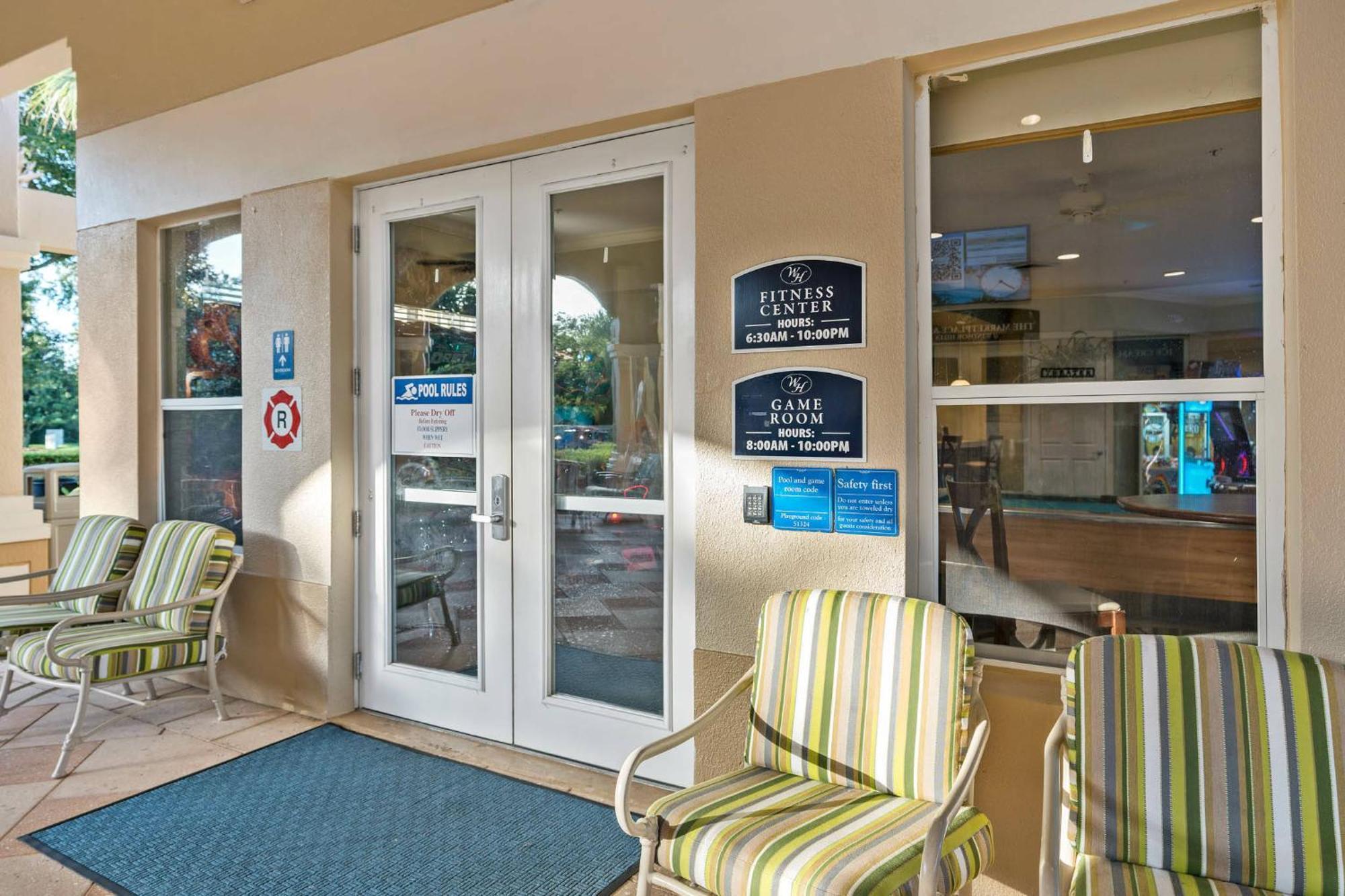 Windsor Hills Getaway: With Water Park Apartment