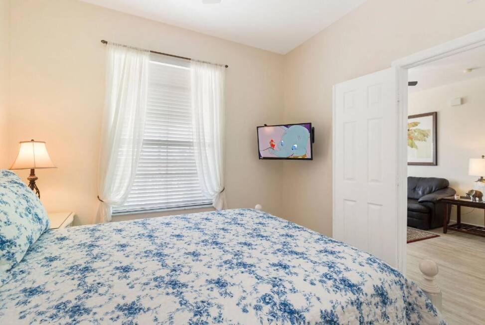 Windsor Hills Getaway: With Water Park Apartment *