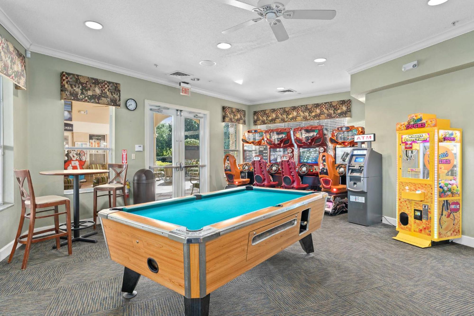 Apartment Windsor Hills Getaway: With Water Park