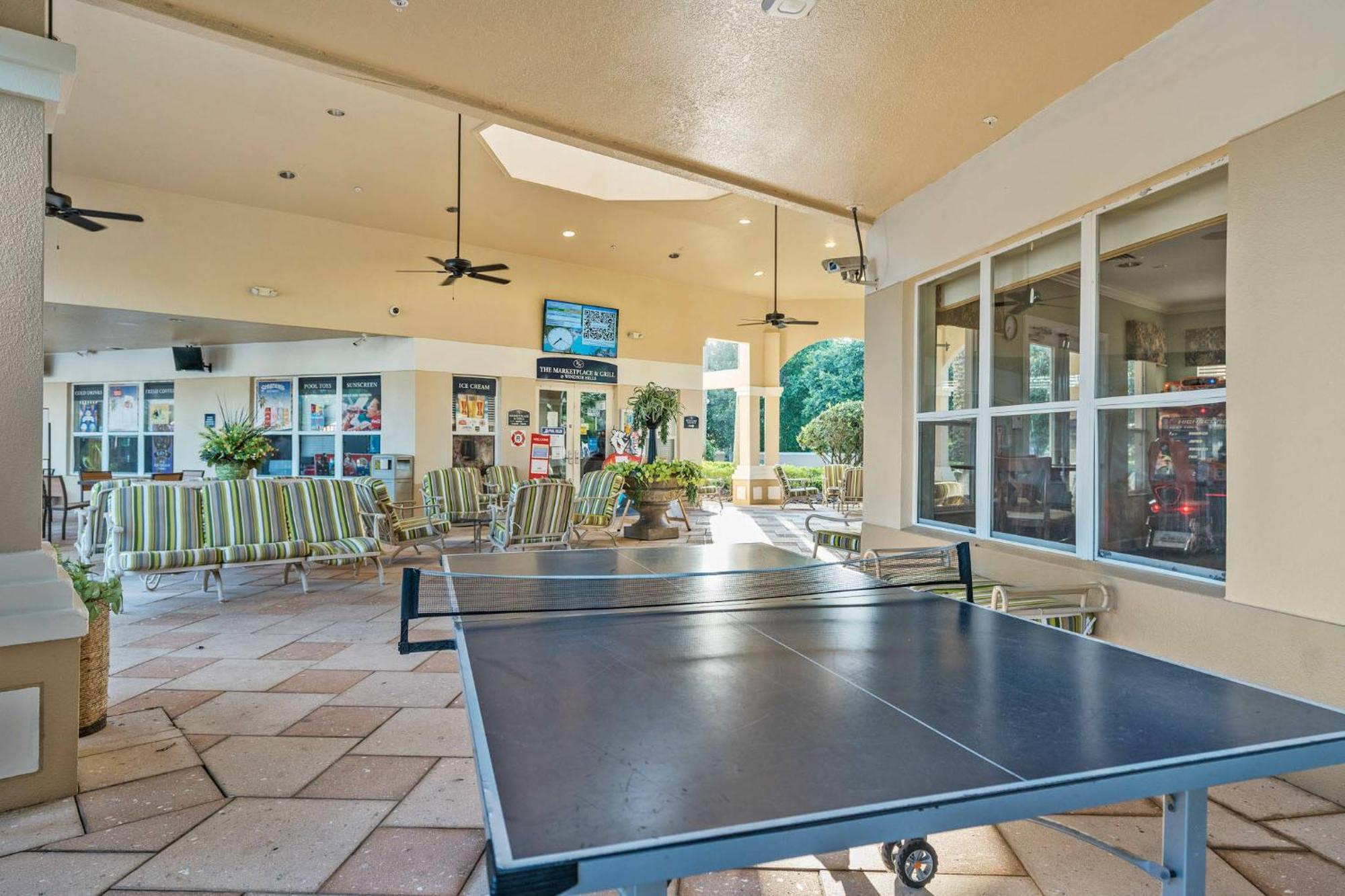Windsor Hills Getaway: With Water Park Apartment *