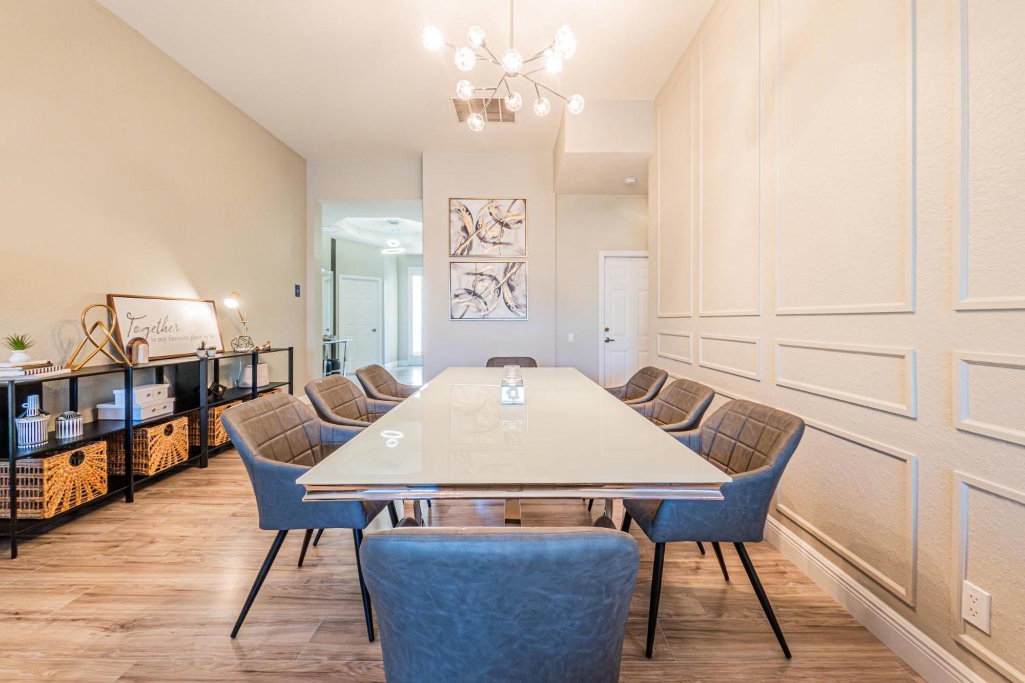 New Spectacular Windsor Hills Holiday home