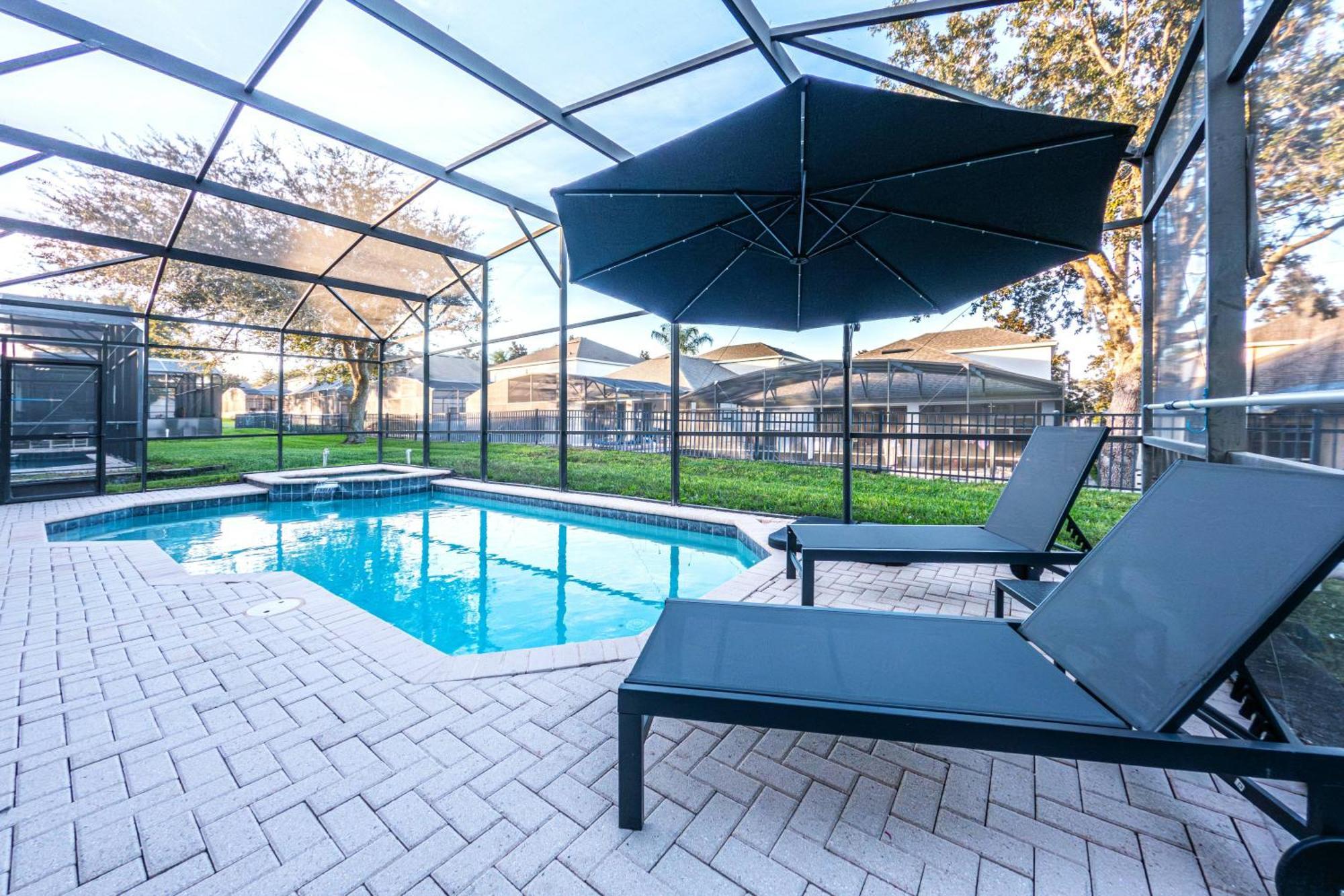 New Spectacular Windsor Hills Holiday home *