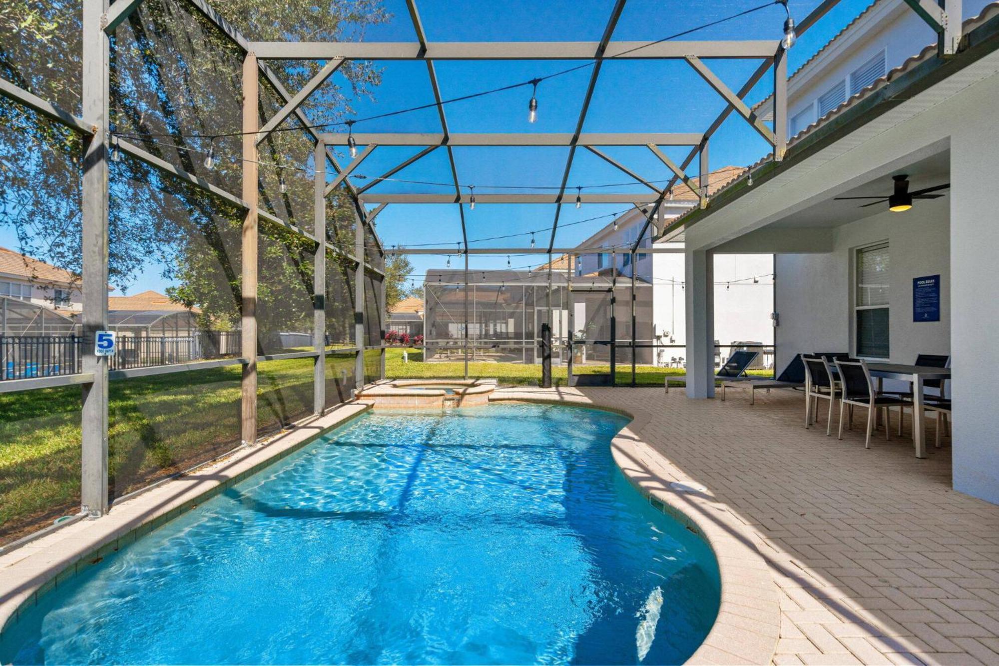 Group Getaway Paradise: Large Water Park * Orlando