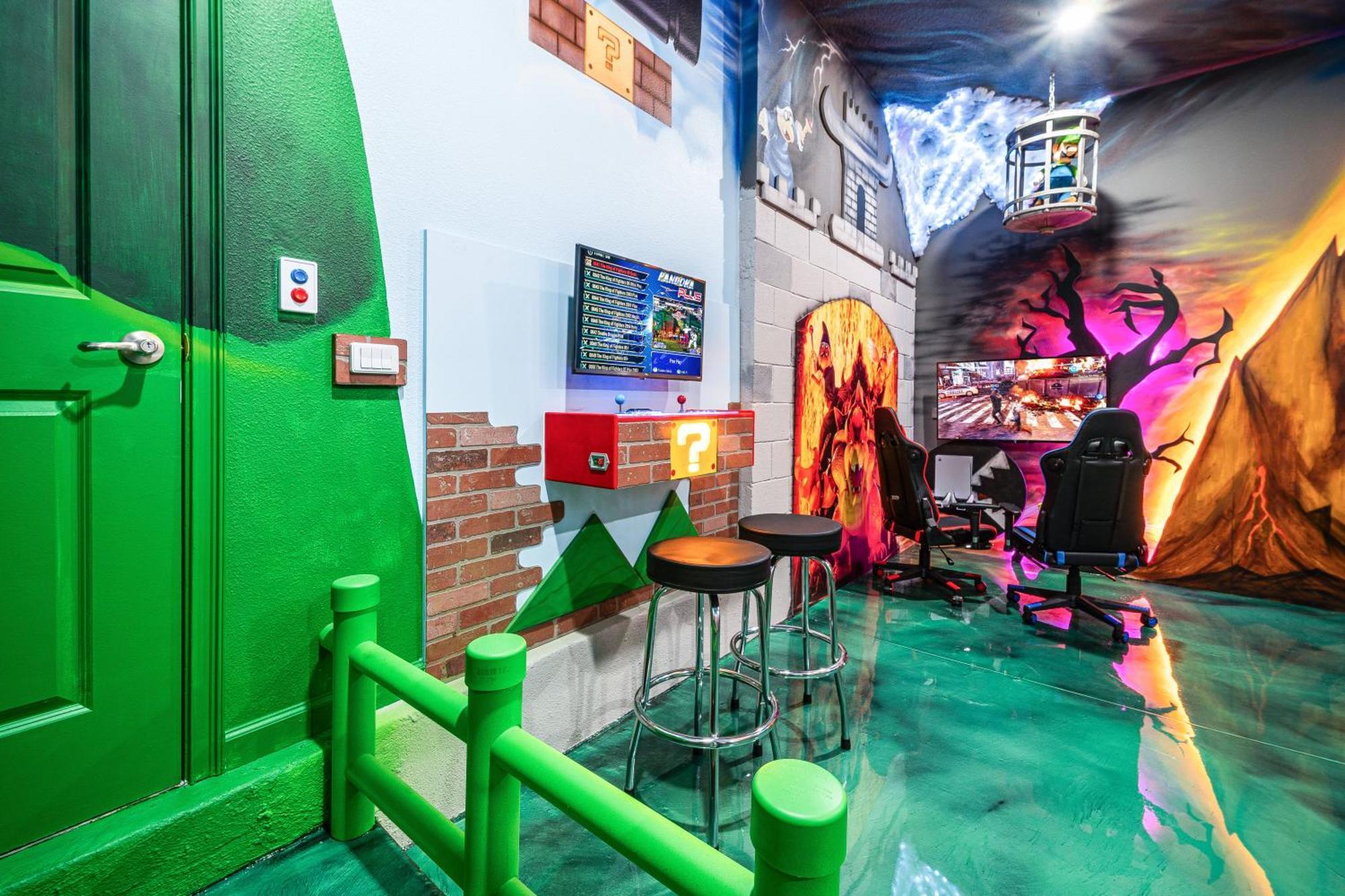 Luxury Meets Adventure 8br With Themed *