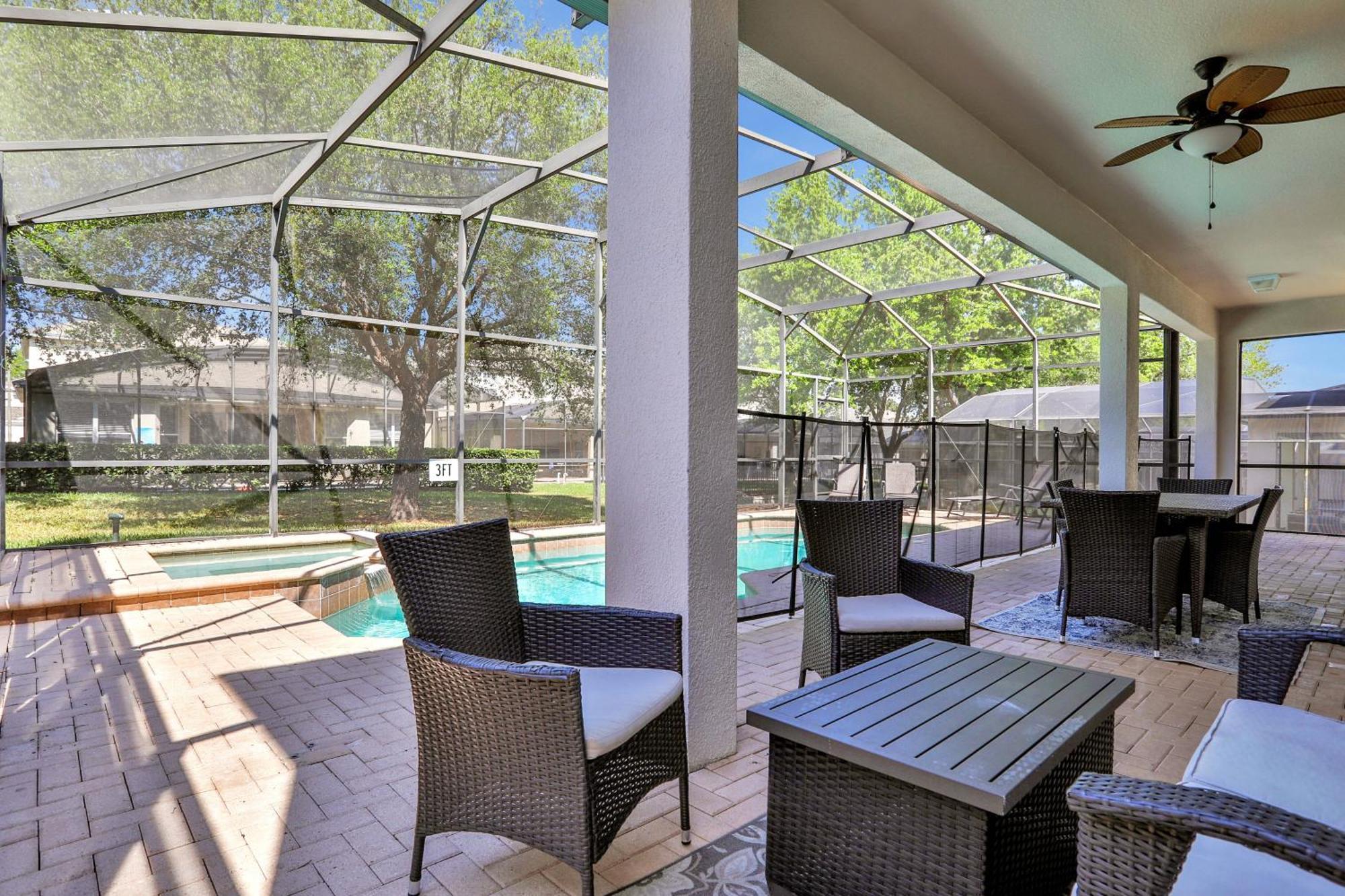 Large Cheerful Free Waterpark Happy Memories Holiday home
