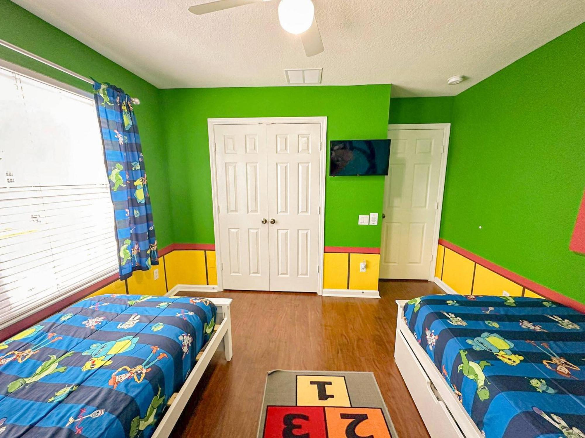 Family Fun 6br Poolside W Water Park Game Holiday home Orlando