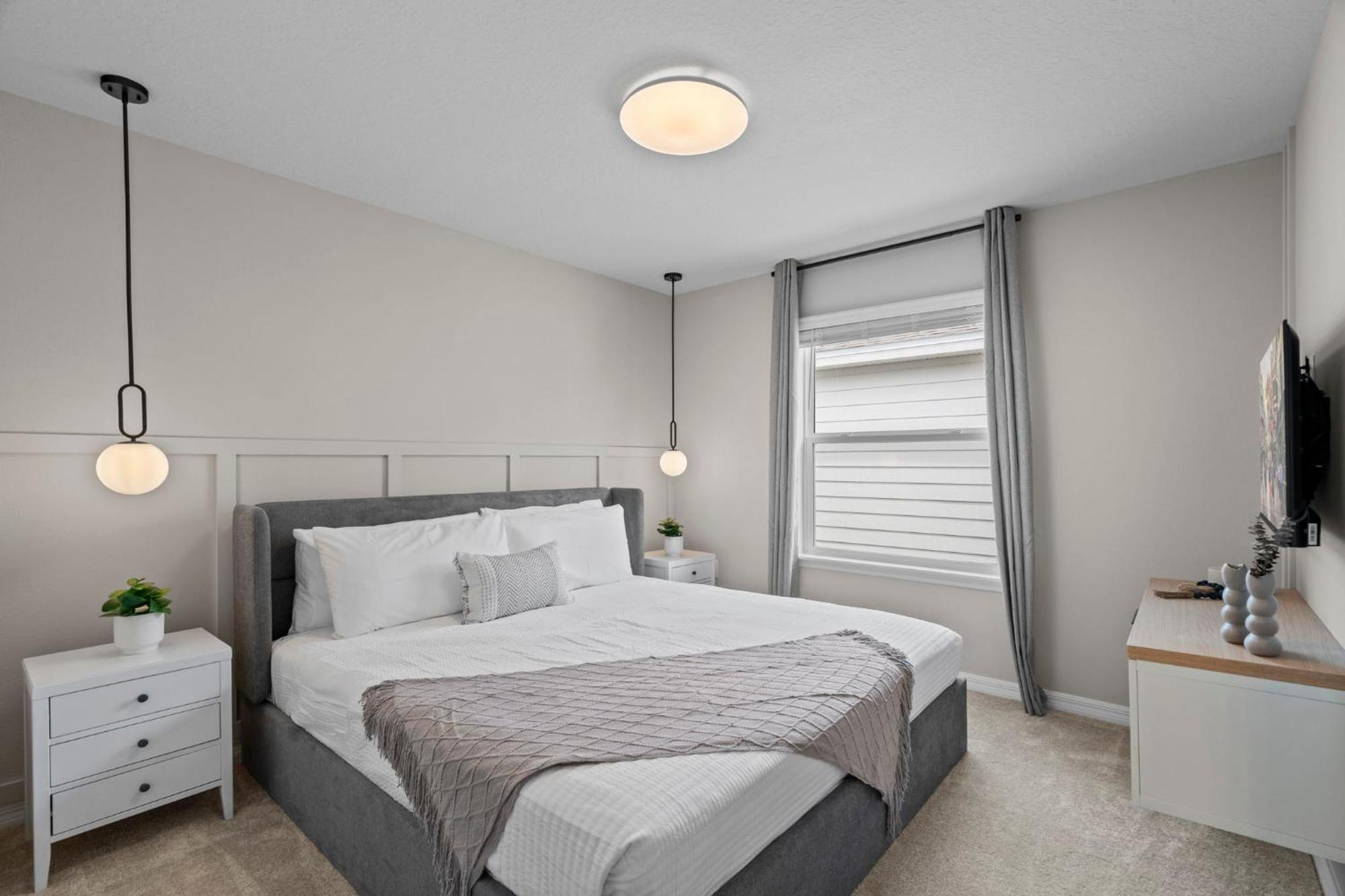 10 Bedroom- 8 Bathroom- Windsor Cay 16276sk *