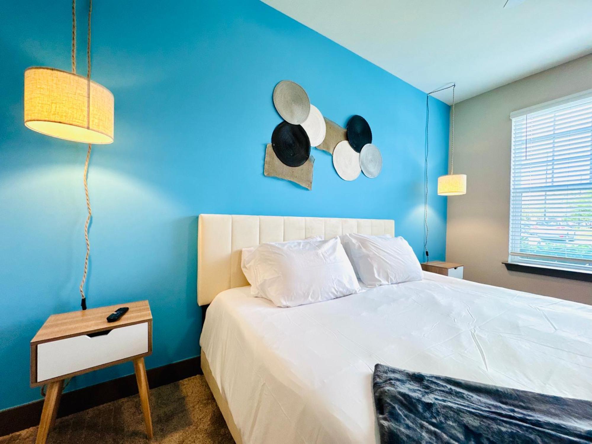 Full Apartment, Pet-friendly, King Bed, 15 Min To Parks, Resort-style Amenities Orlando