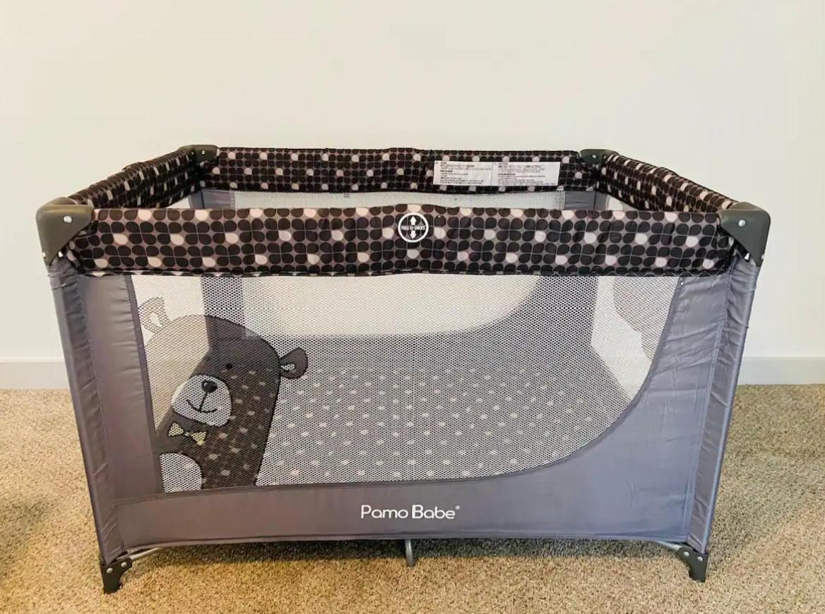 Full Apartment, Close To Parks King Bed Pet-friendly Amenities *