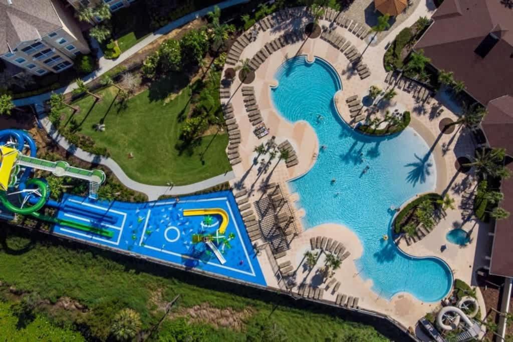 Holiday home Luxury 6 Bedroom Pool In Windsor Hills *