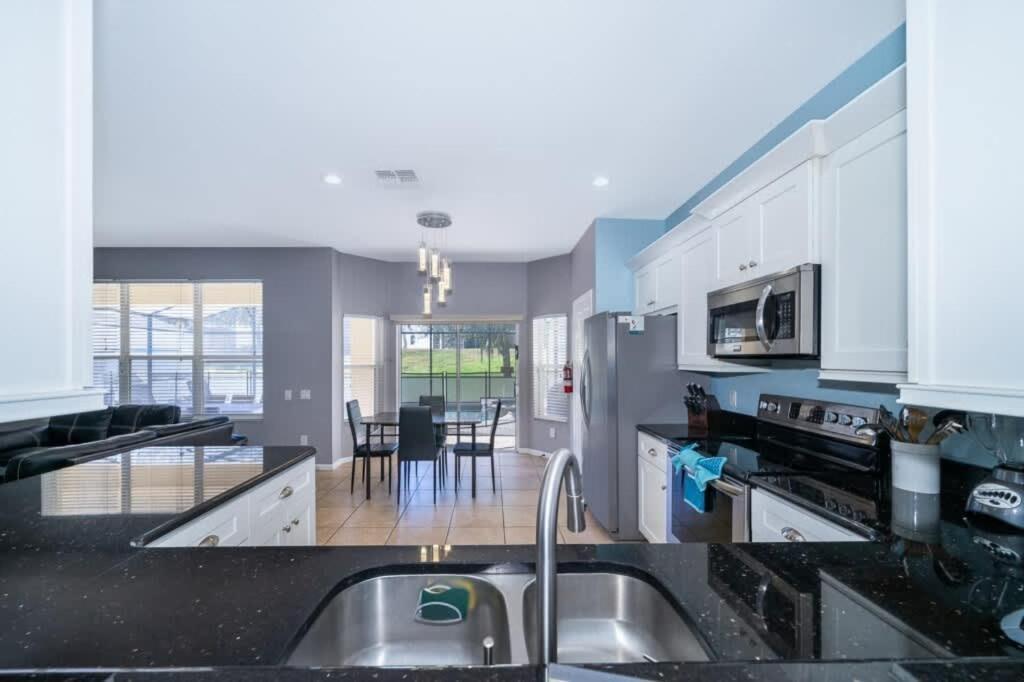 Luxury 6 Bedroom Pool In Windsor Hills Orlando