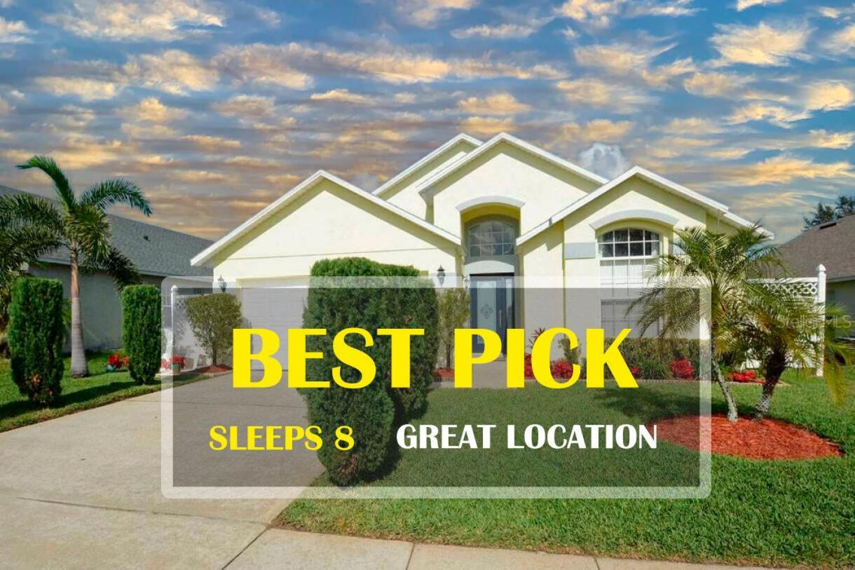 Beautiful 4 Bedroom 10 Minutes To *