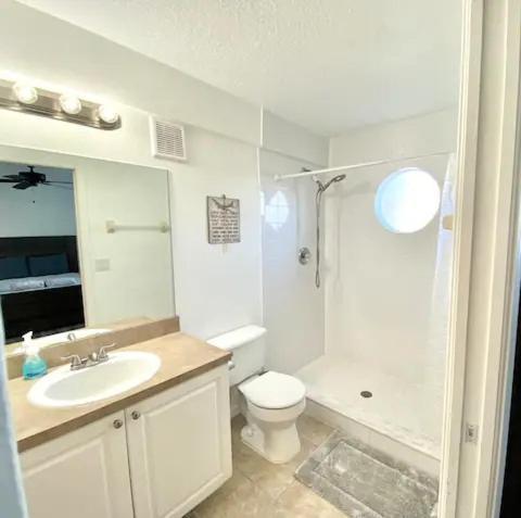 Apartment 2br 2ba Retreat 10 Min From Int Airport *
