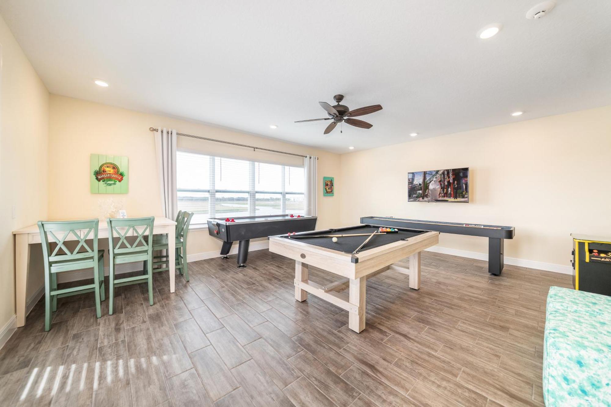 Holiday home 3 Story With Private Pool Near With Margaritaville Access - 8105su *