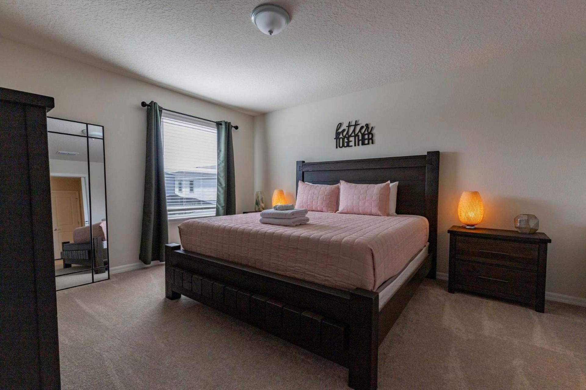 Family Friendly 5br Pool Patio & For 10 *