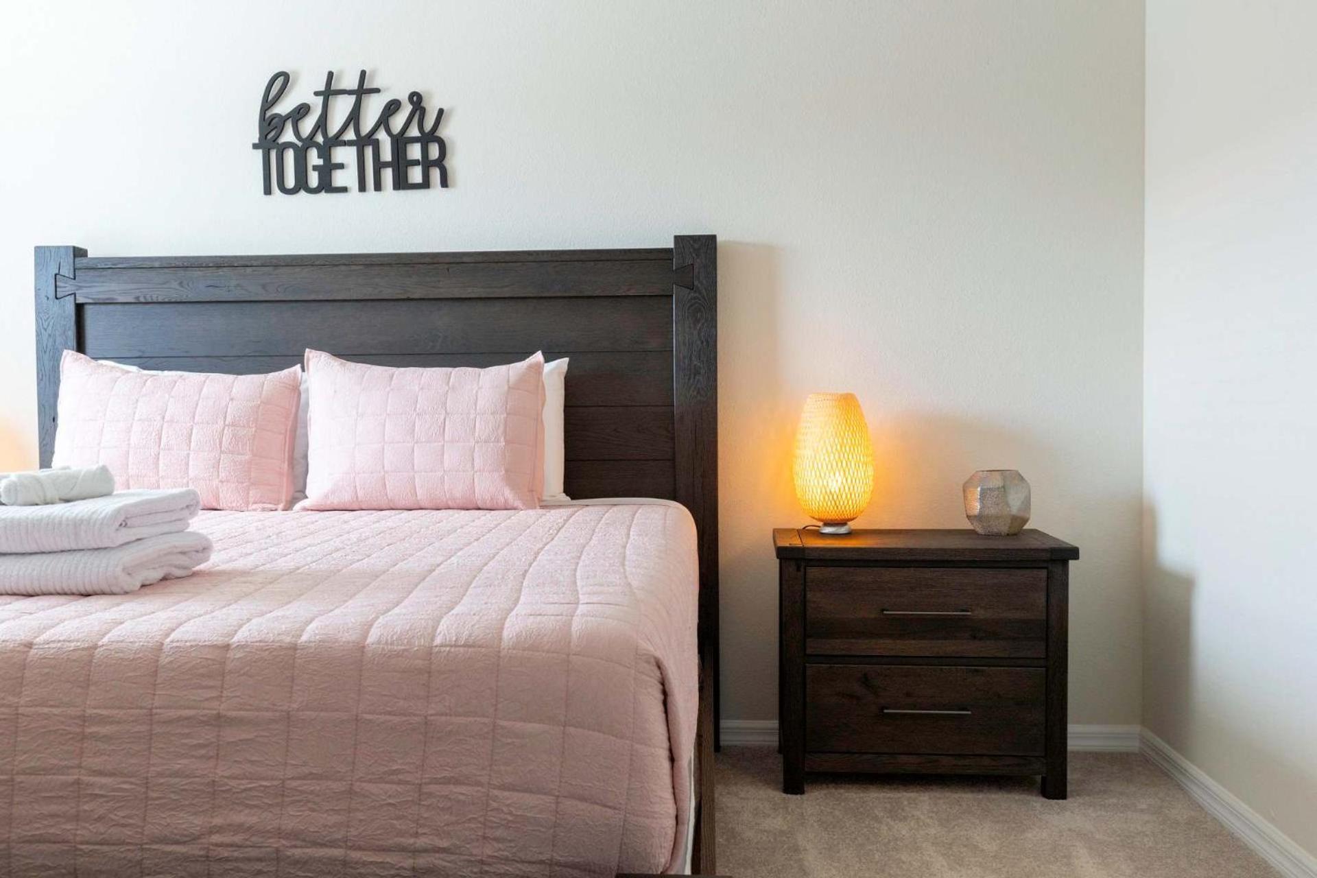 Family Friendly 5br Pool Patio & For 10 * Orlando