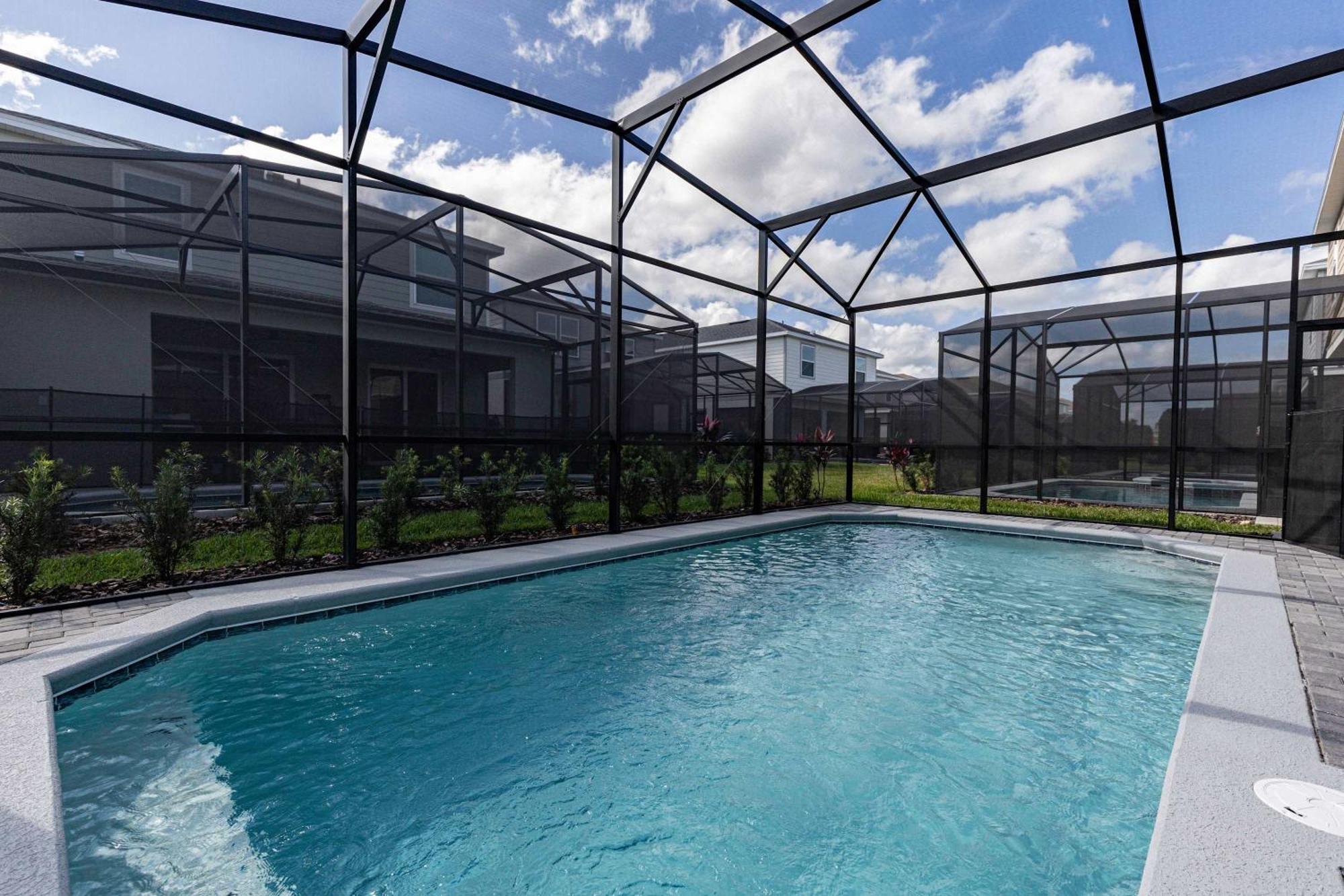Family Friendly 5br Pool Patio & For 10 Orlando